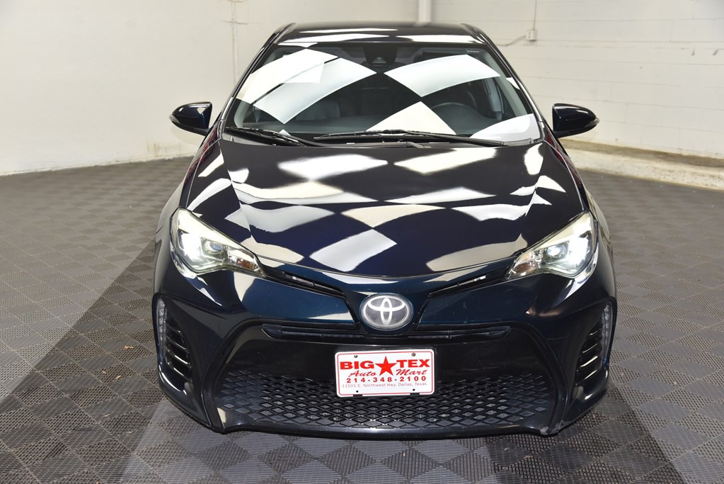 2017 Toyota Corolla Image 8