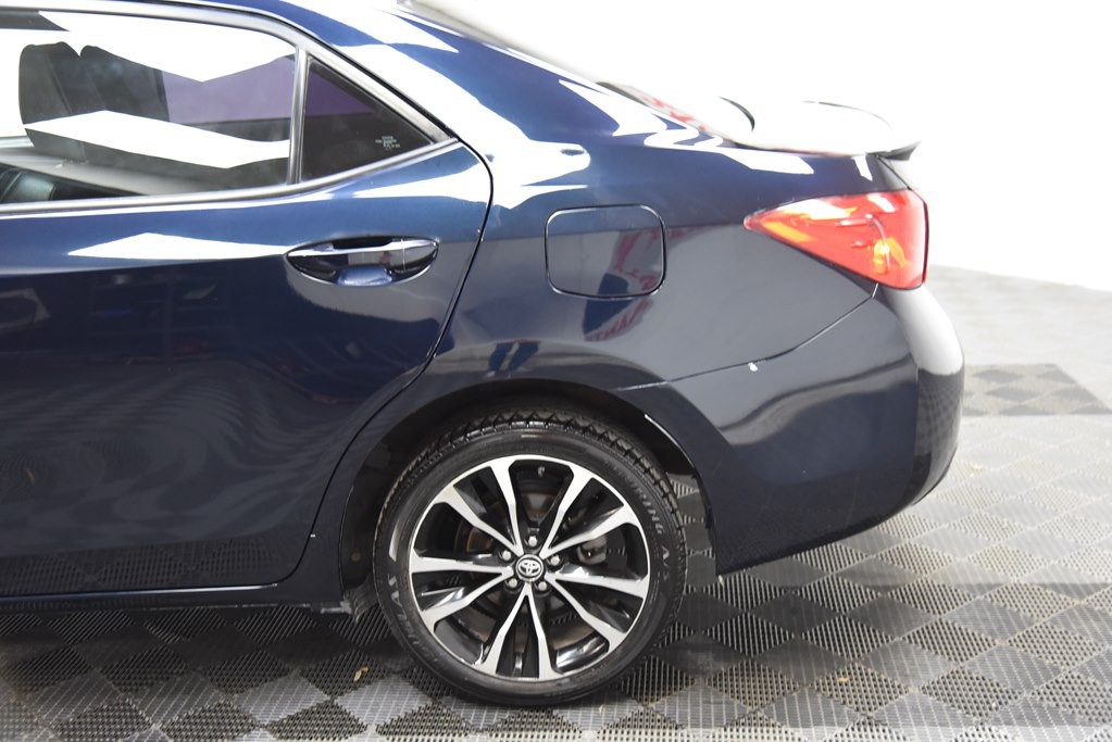 2017 Toyota Corolla Image 13