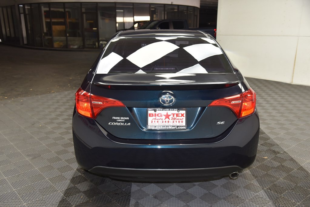2017 Toyota Corolla Image 19