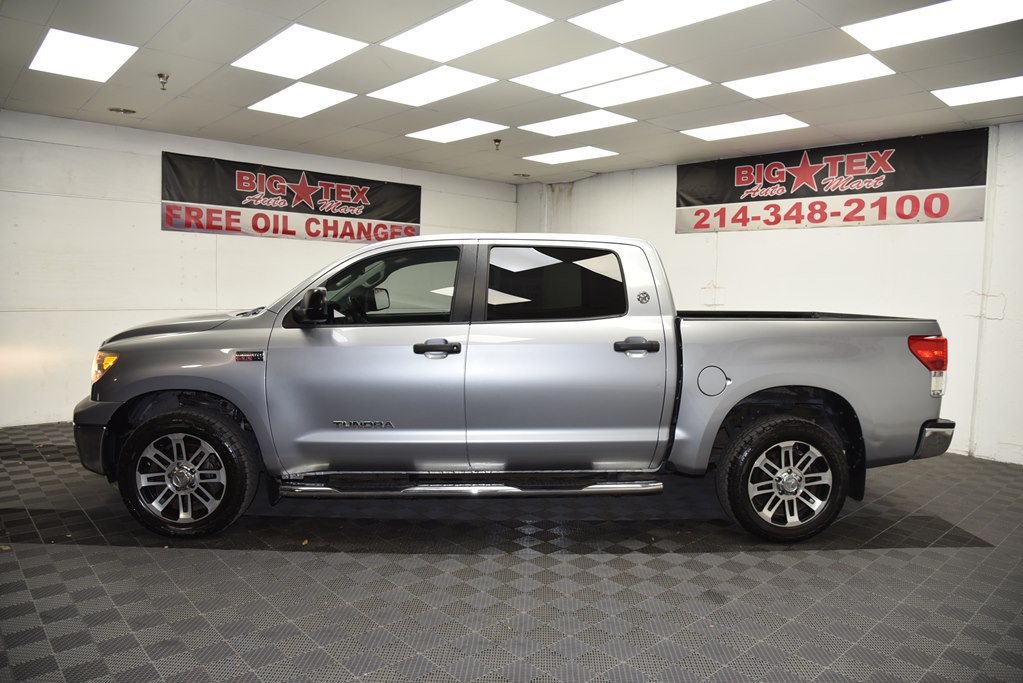 2013 Toyota Tundra Image 2