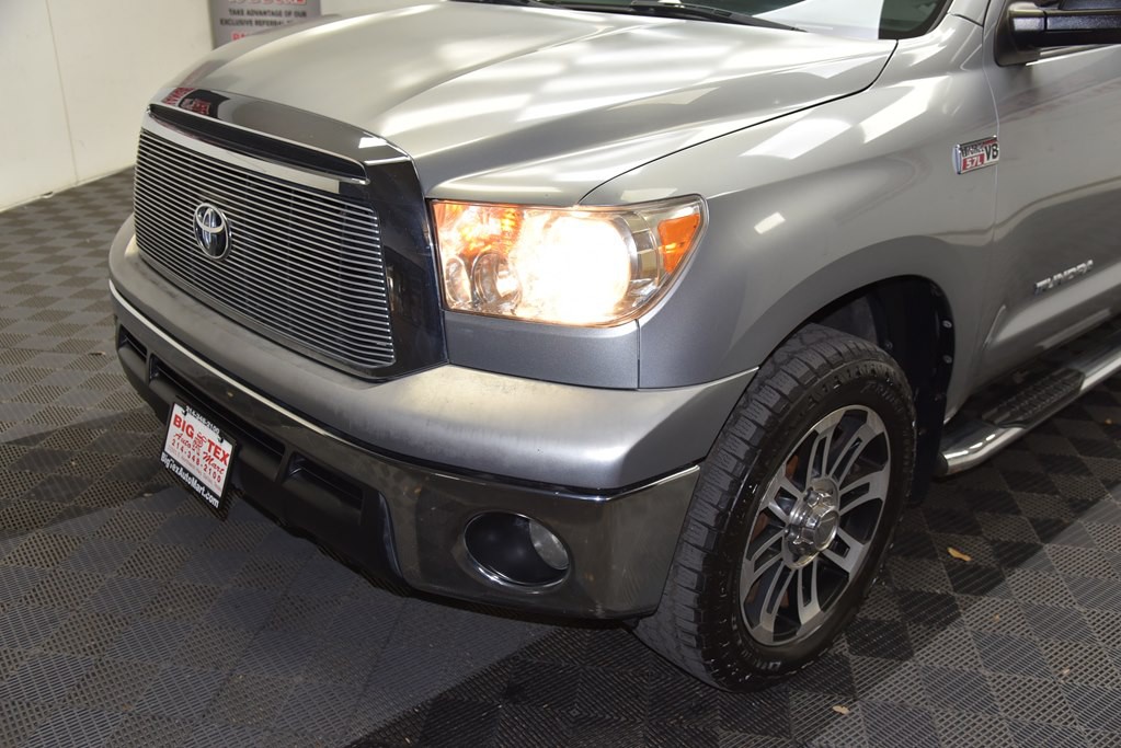 2013 Toyota Tundra Image 11