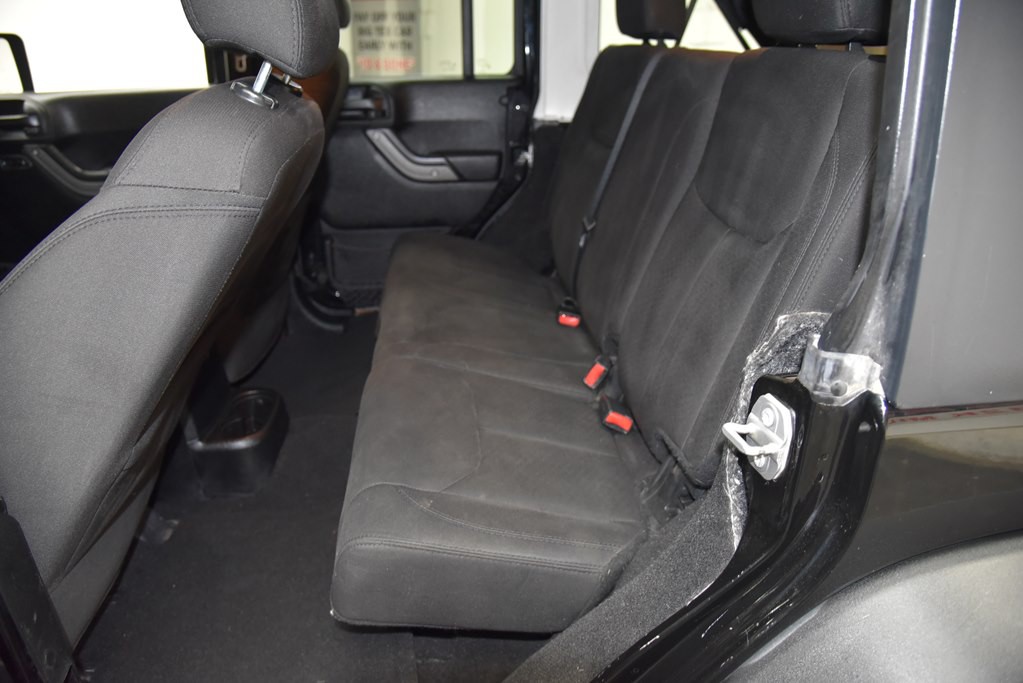 2017 Jeep Wrangler Unlimited Image 17