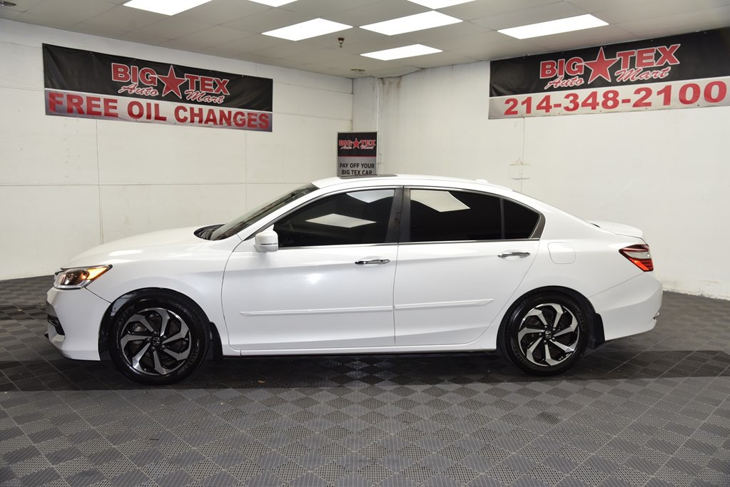 2016 Honda Accord Image 2