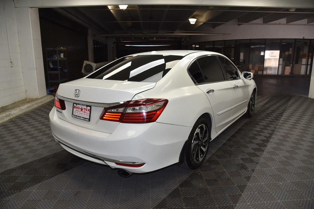 2016 Honda Accord Image 5