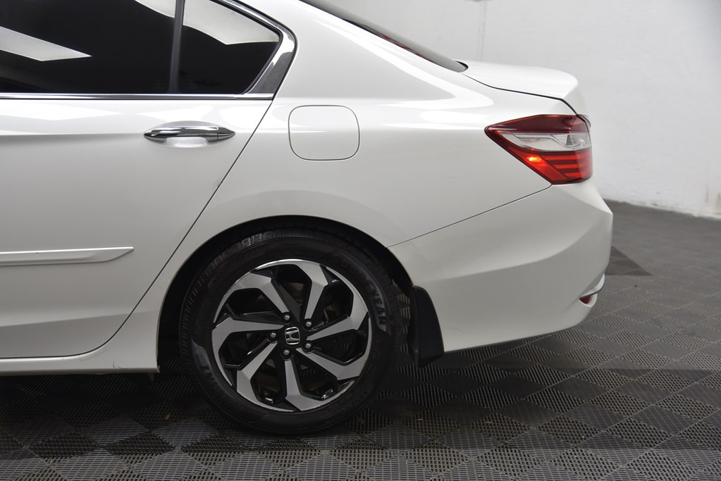 2016 Honda Accord Image 33
