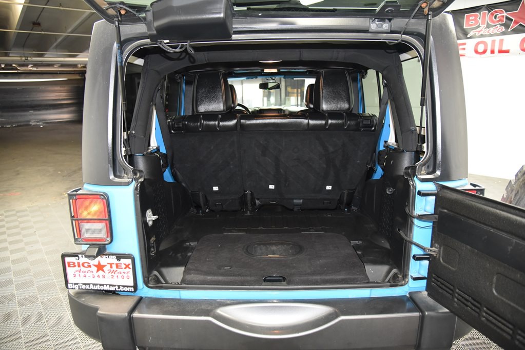 2017 Jeep Wrangler Unlimited Image 19