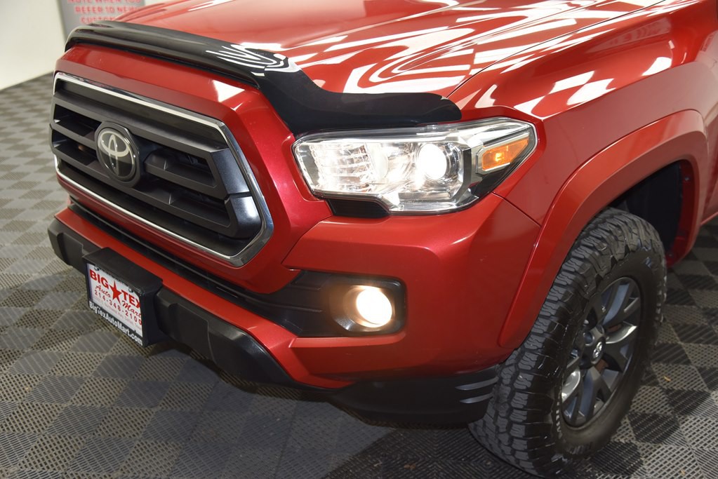 2020 Toyota Tacoma Image 11