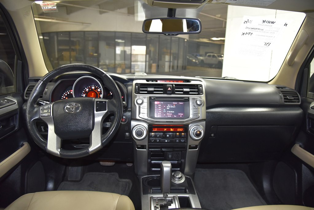 2012 Toyota 4Runner Image 17