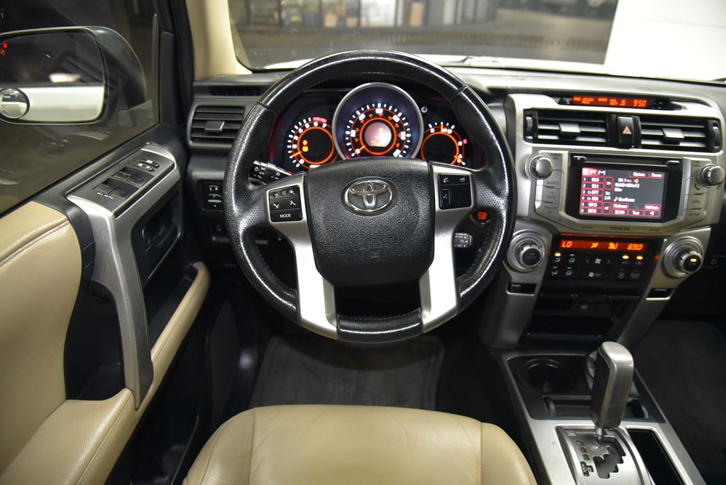 2012 Toyota 4Runner Image 18