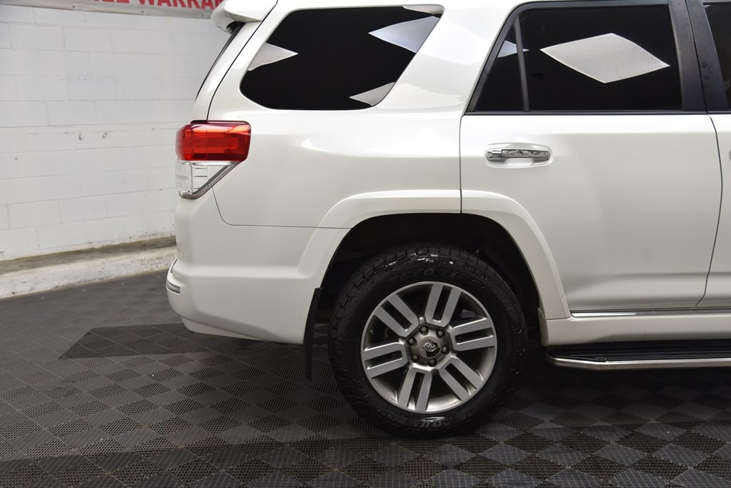 2012 Toyota 4Runner Image 25