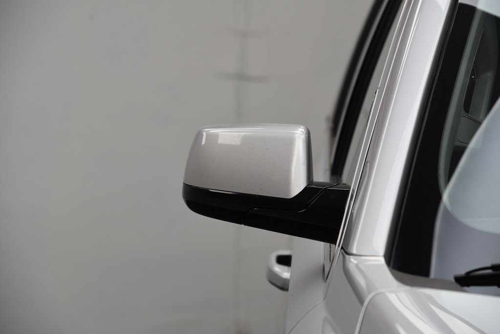 2015 Chevrolet Tahoe Image 11
