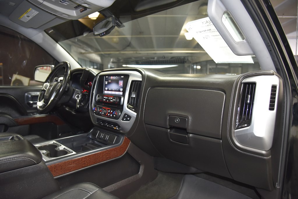 2015 GMC Sierra Image 32