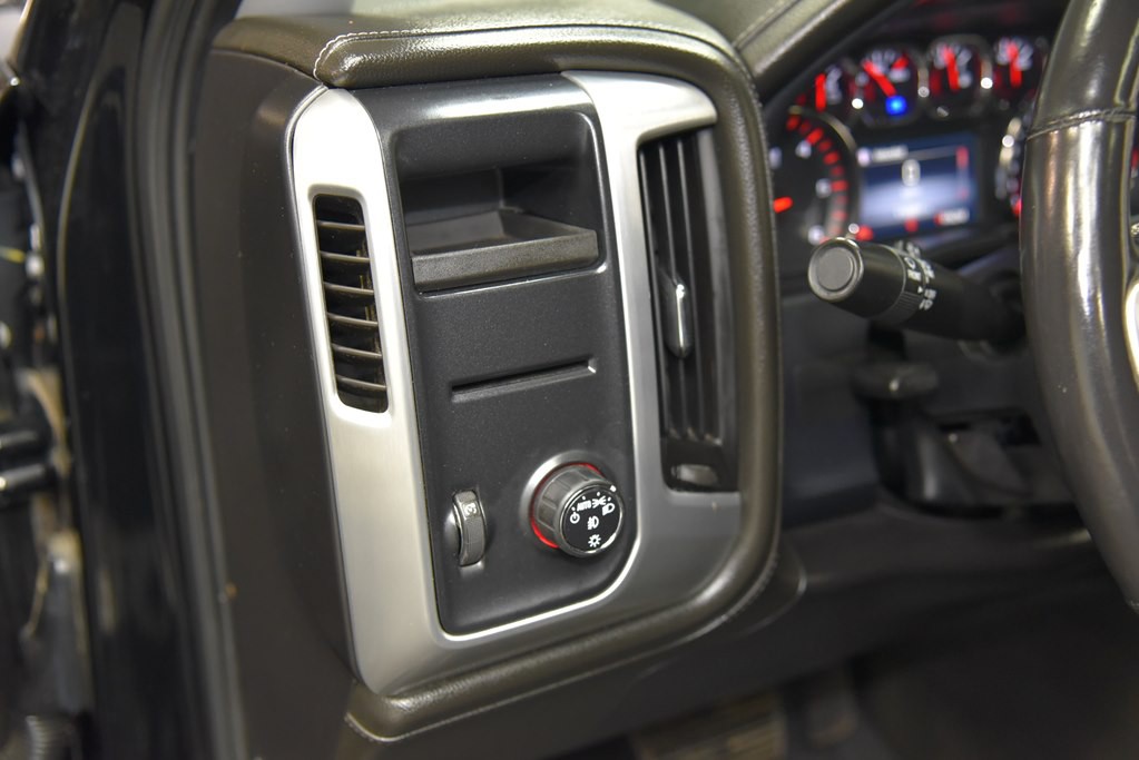 2015 GMC Sierra Image 39