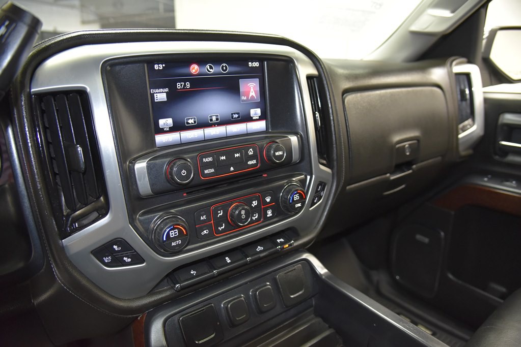 2015 GMC Sierra Image 40