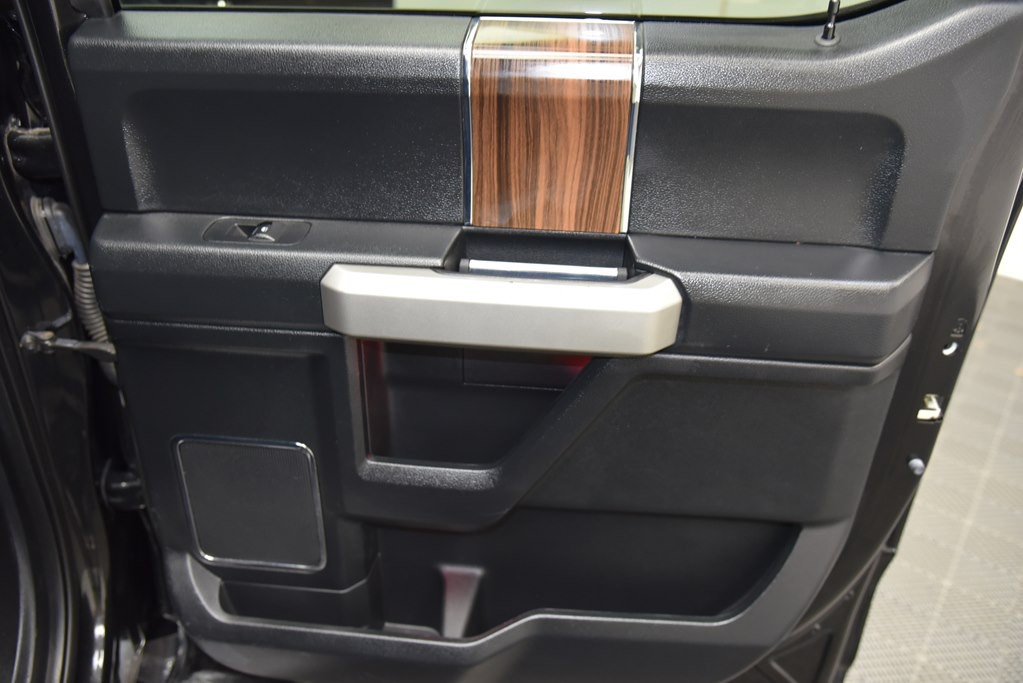 2015 Ford F-150 Image 27