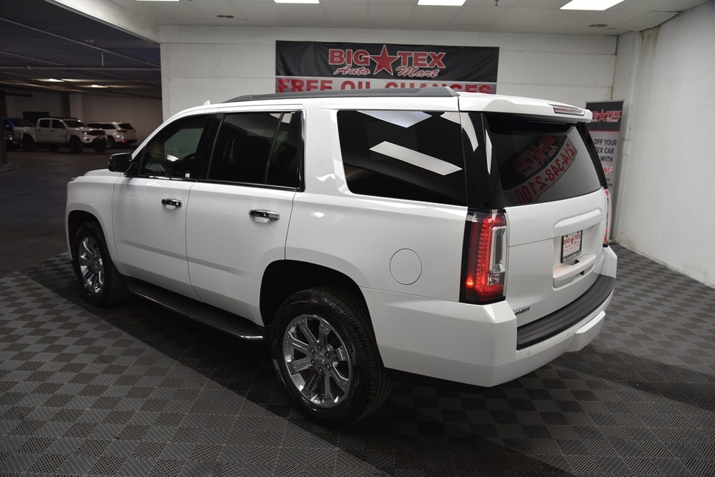 2017 GMC Yukon Image 3