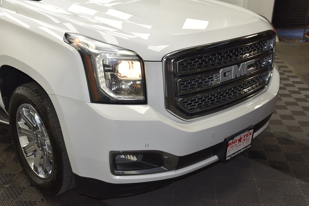 2017 GMC Yukon Image 12