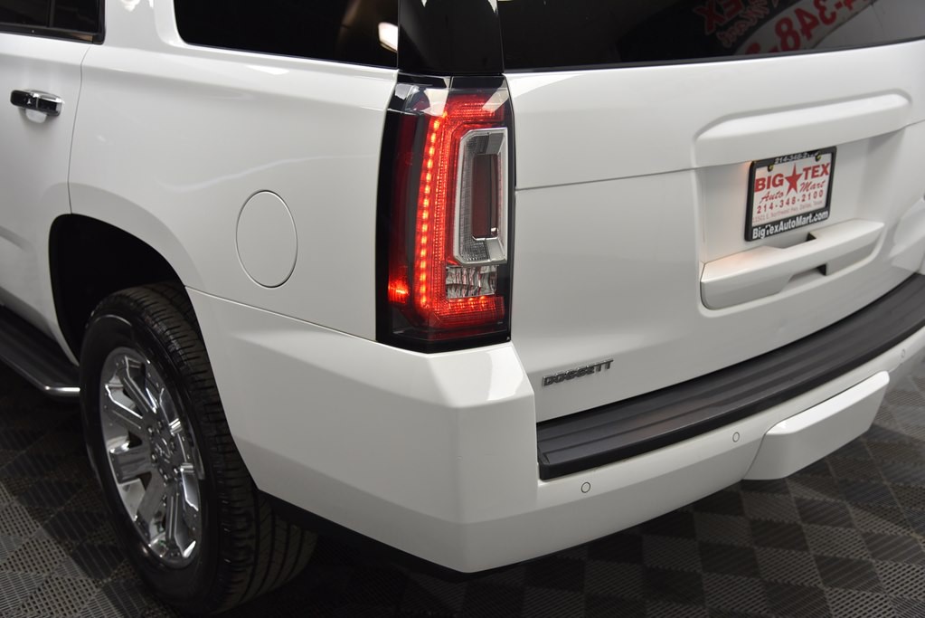 2017 GMC Yukon Image 16