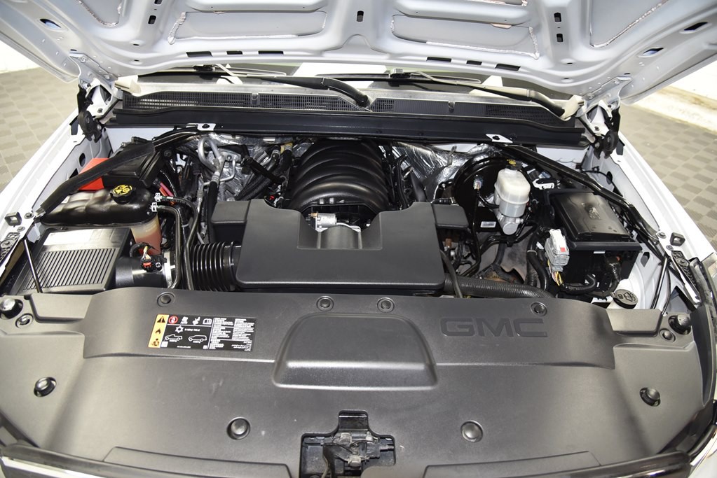 2017 GMC Yukon Image 38