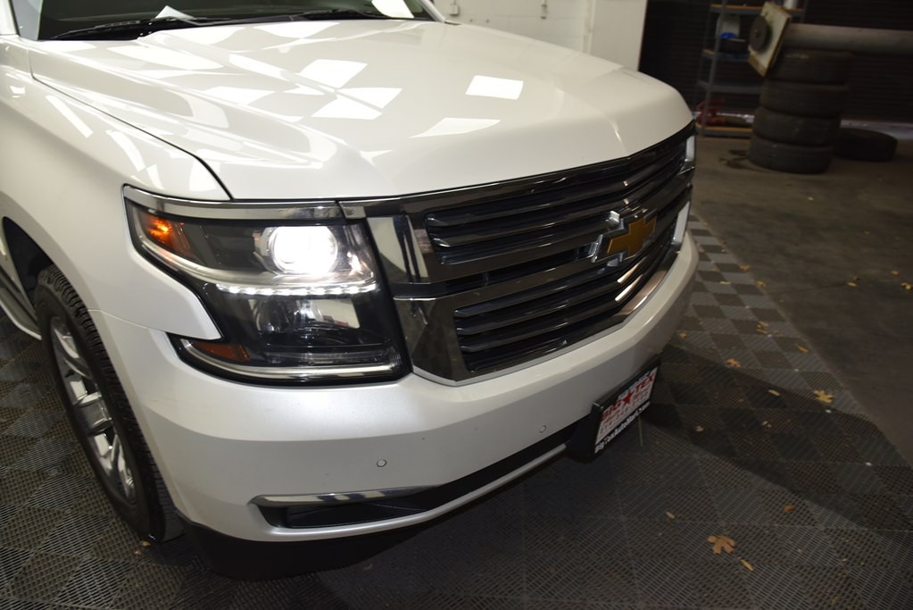 2017 Chevrolet Suburban Image 18