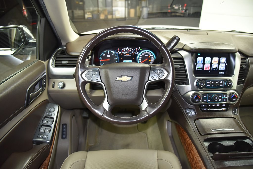 2017 Chevrolet Suburban Image 28