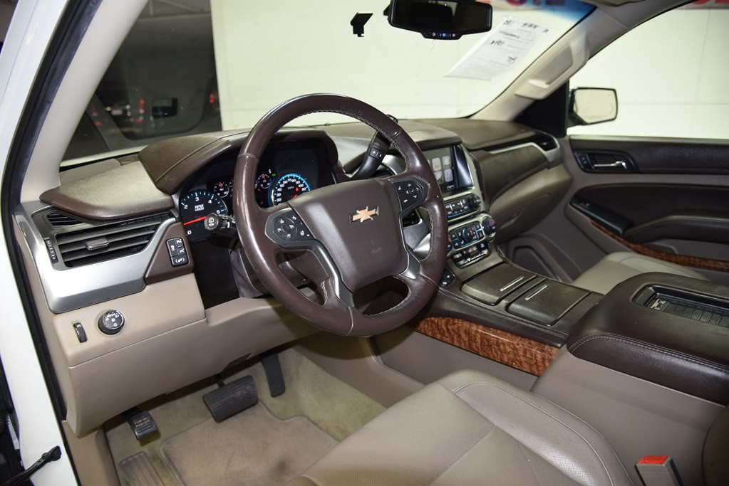 2017 Chevrolet Suburban Image 41