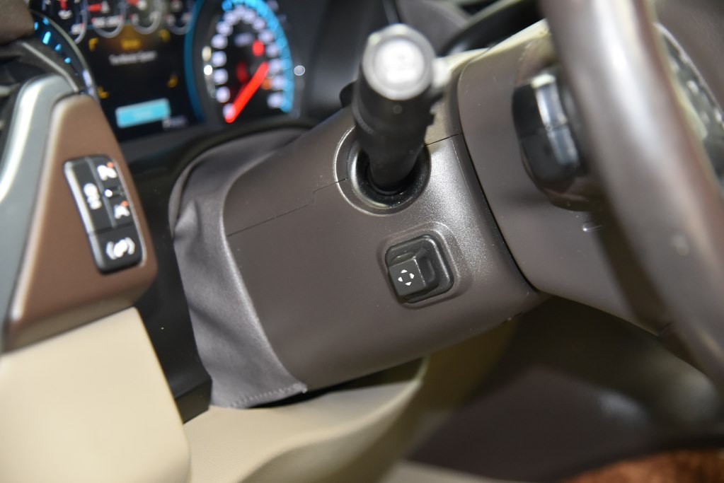 2017 Chevrolet Suburban Image 46