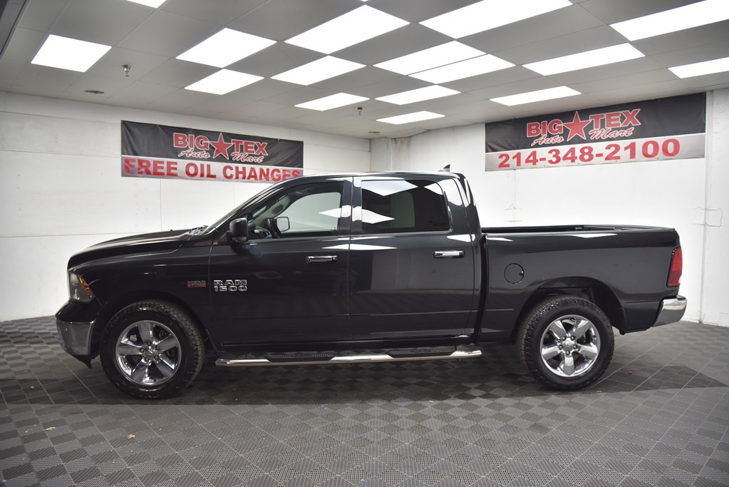 2017 RAM 1500 Image 2