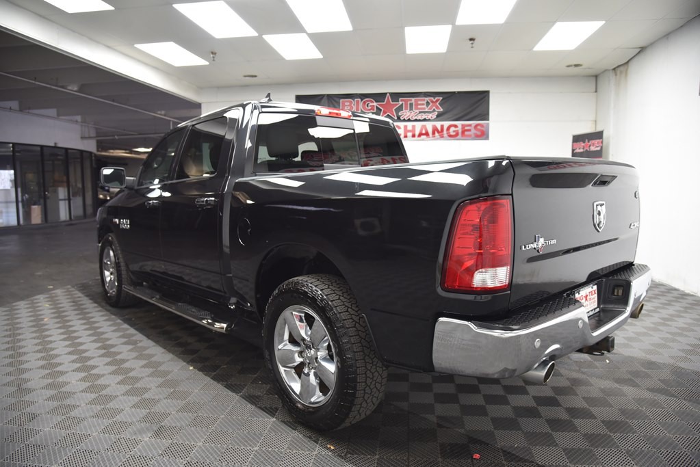 2017 RAM 1500 Image 3