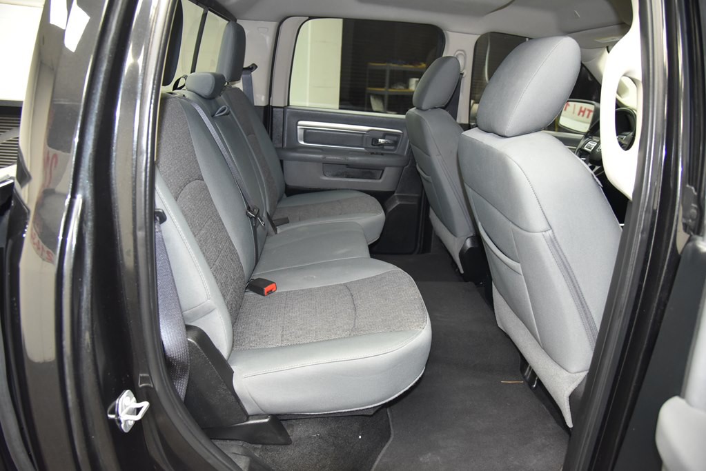 2017 RAM 1500 Image 64