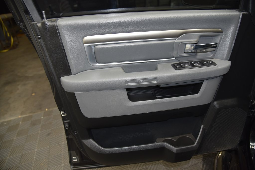 2017 RAM 1500 Image 74