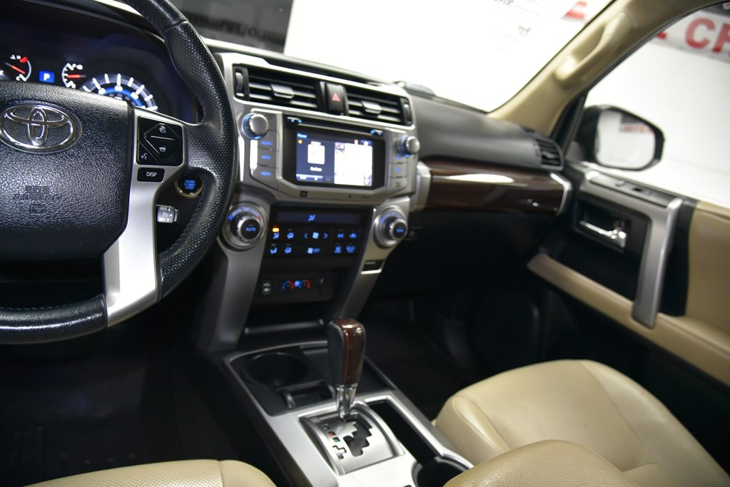 2014 Toyota 4Runner Image 24