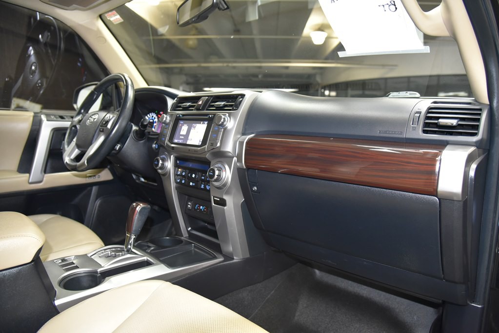 2014 Toyota 4Runner Image 30