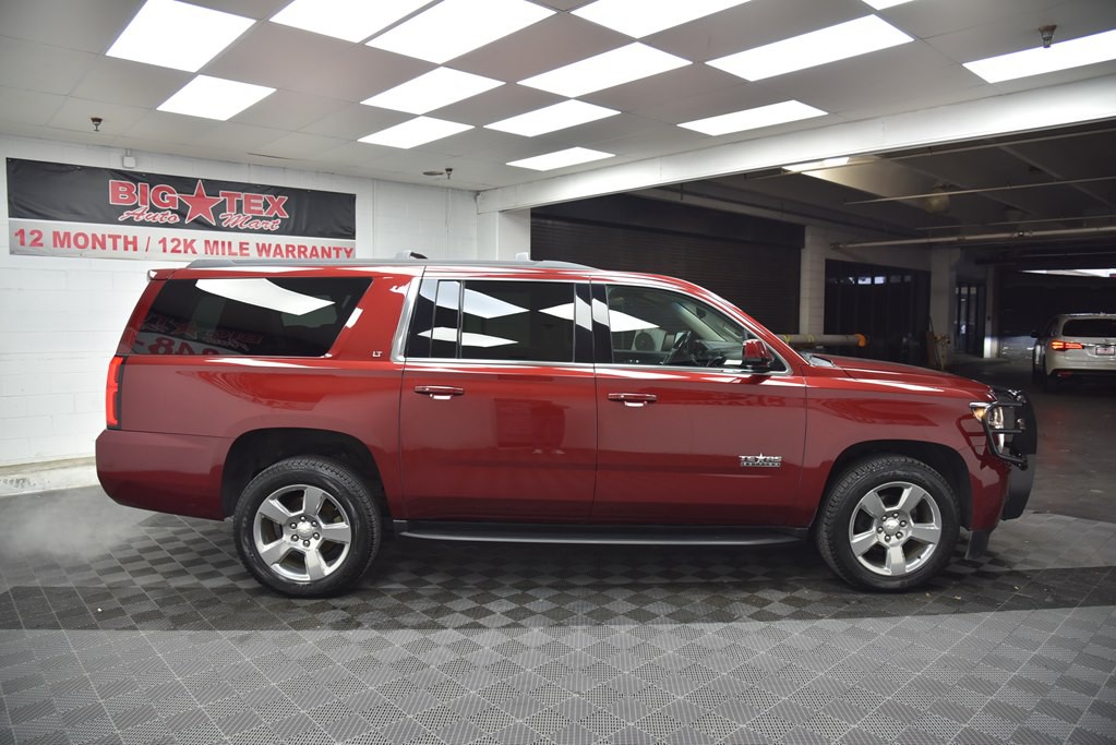 2020 Chevrolet Suburban Image 6