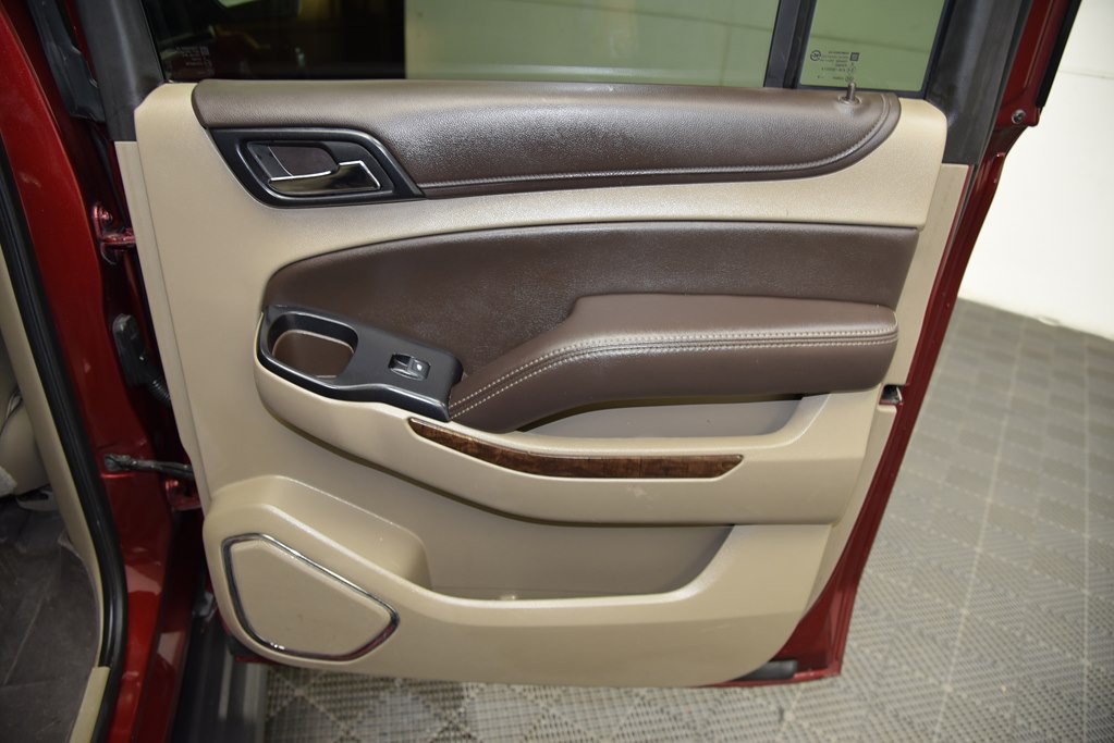 2020 Chevrolet Suburban Image 24