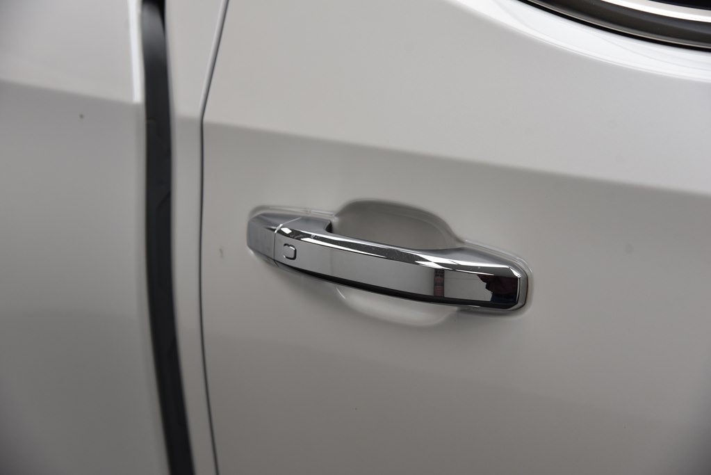 2019 GMC Sierra Image 18