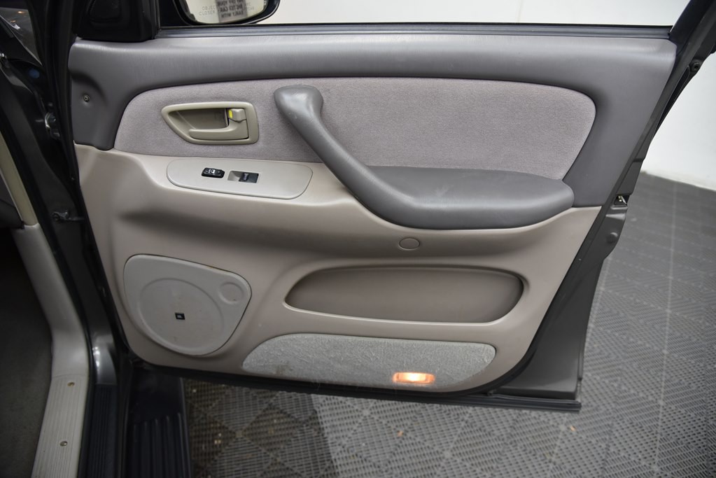 2007 Toyota Sequoia Image 46