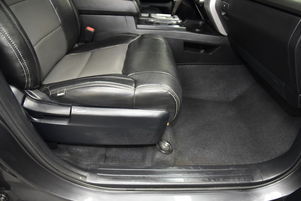 2016 Toyota Tundra Image 33