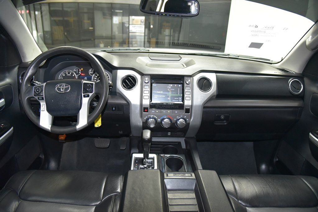 2016 Toyota Tundra Image 39