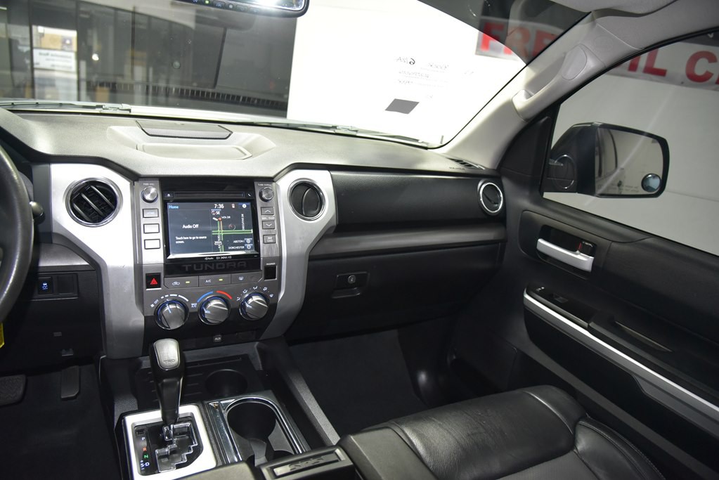 2016 Toyota Tundra Image 40