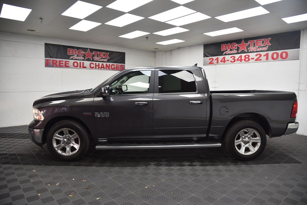 2018 RAM 1500 Image 2