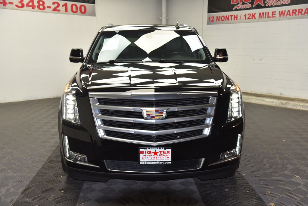 2016 Cadillac Escalade Image 8