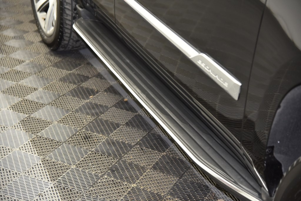 2016 Cadillac Escalade Image 14