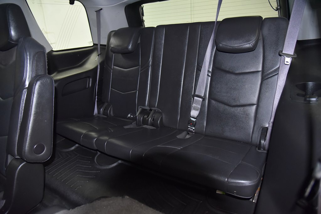 2016 Cadillac Escalade Image 22