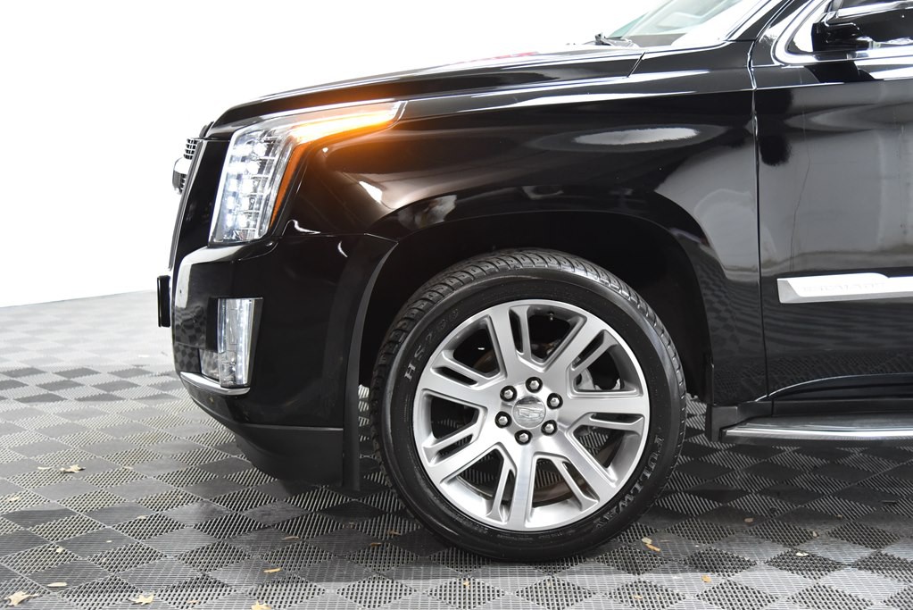 2016 Cadillac Escalade Image 44