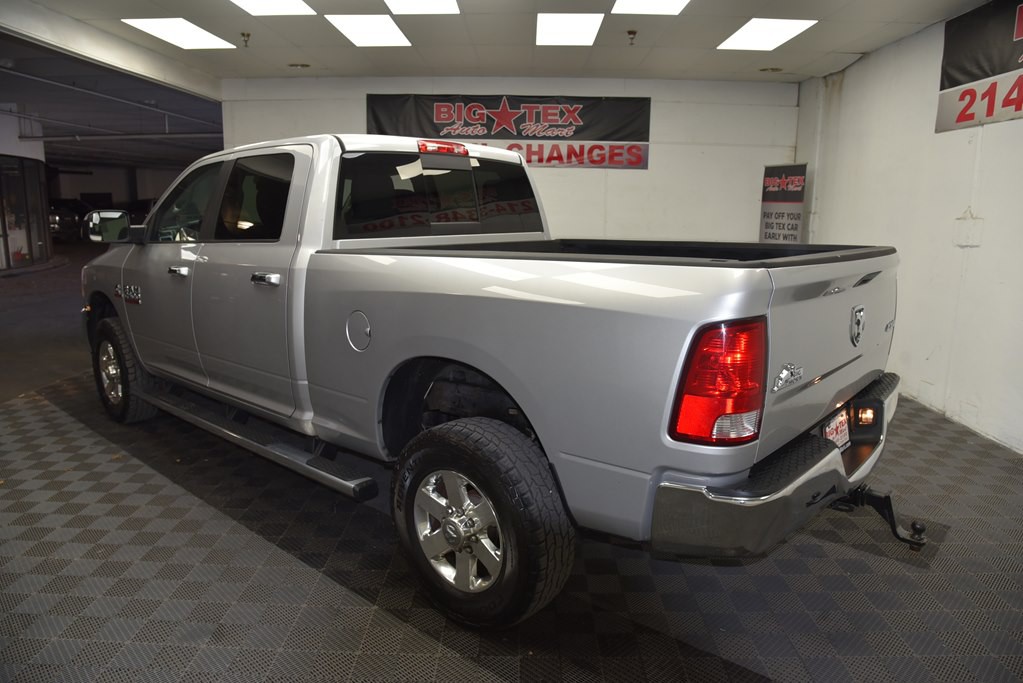 2015 RAM 2500 Image 3