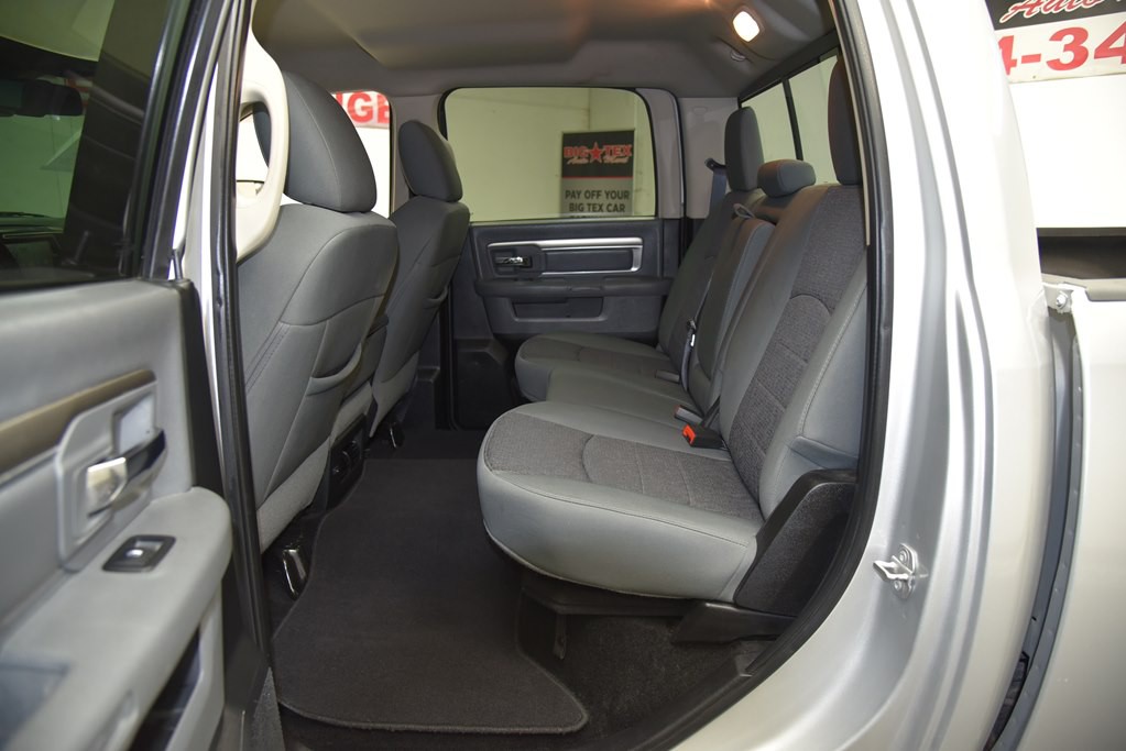 2015 RAM 2500 Image 24