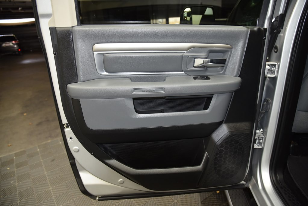 2015 RAM 2500 Image 26