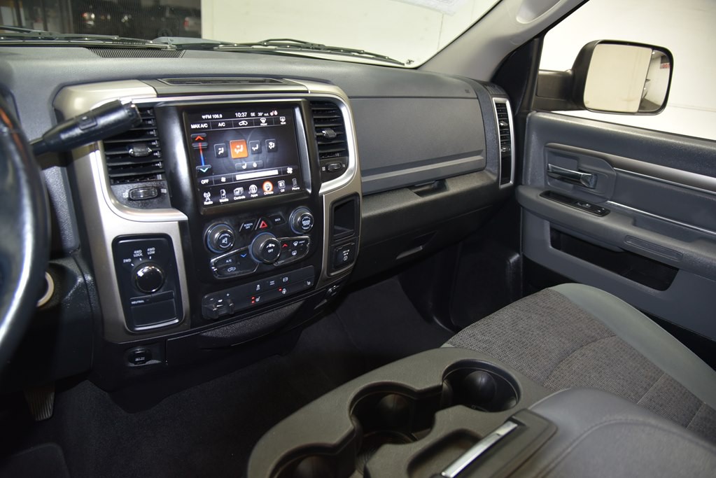2015 RAM 2500 Image 29