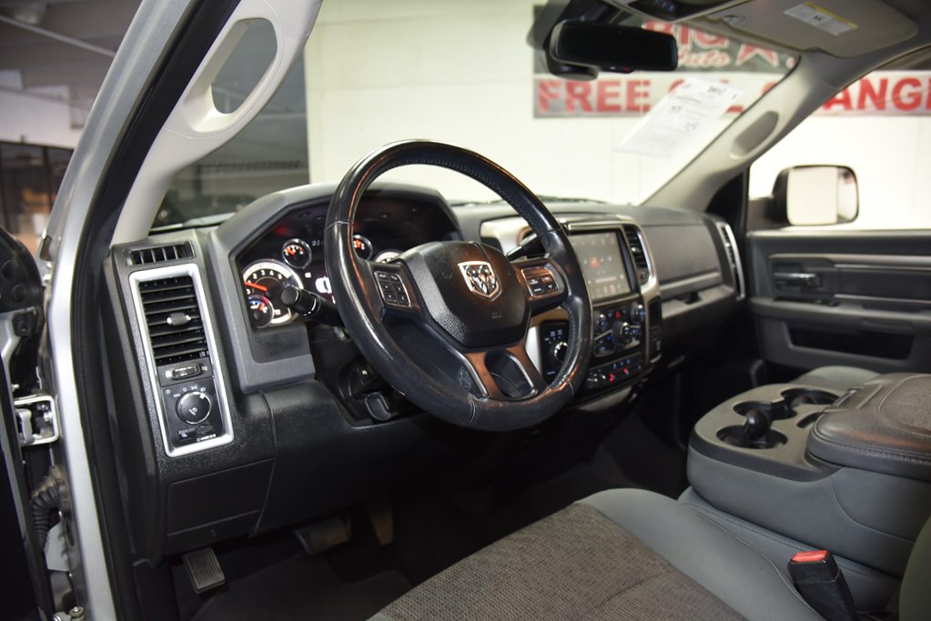 2015 RAM 2500 Image 31